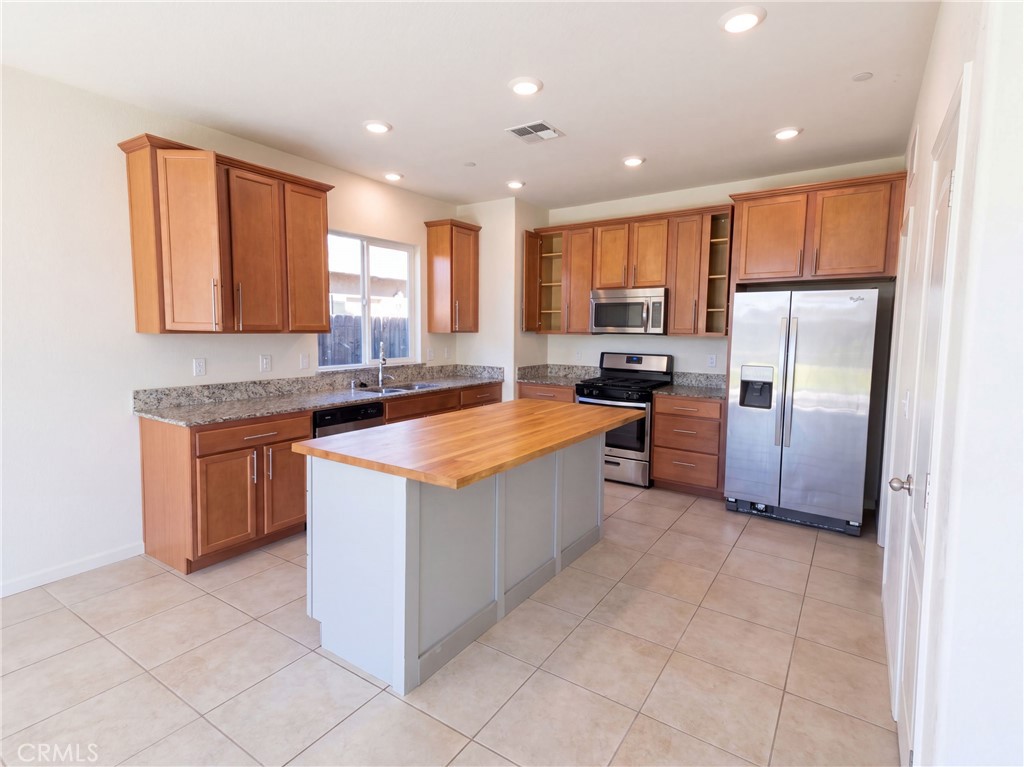 5578 E Eugenia Property Photo 6