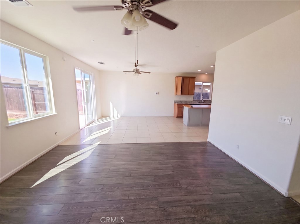 5578 E Eugenia Property Photo 8