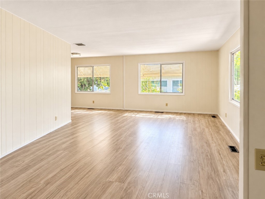 16966 Lake Knoll Property Photo 14