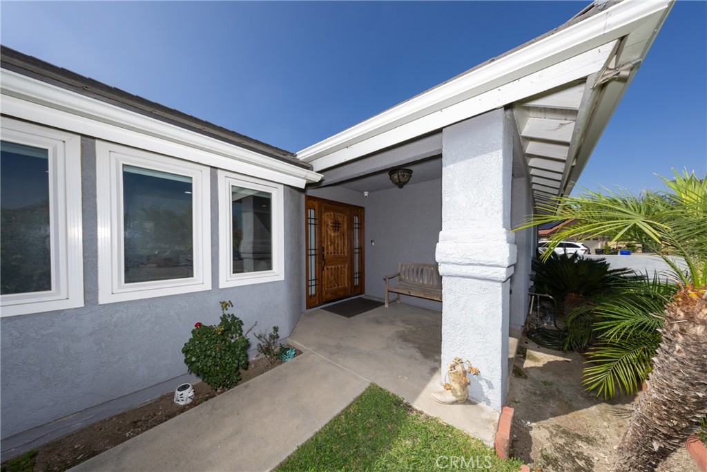 669 W Cheshire Street Property Photo 6