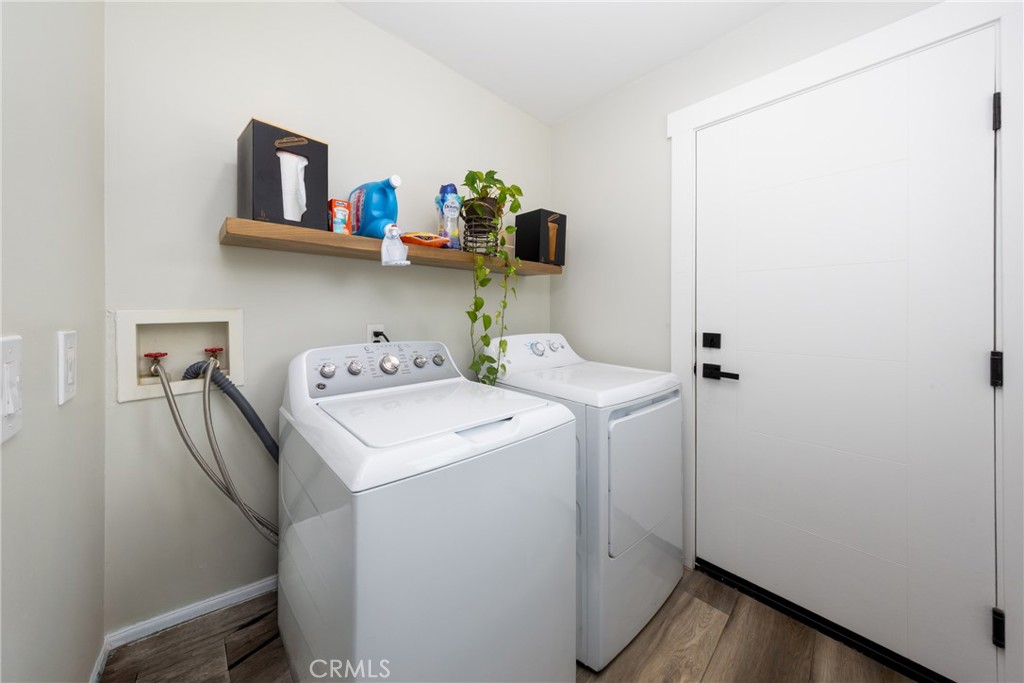 669 W Cheshire Street Property Photo 21