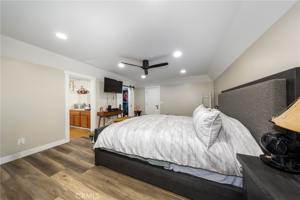 669 W Cheshire Street Property Photo 29