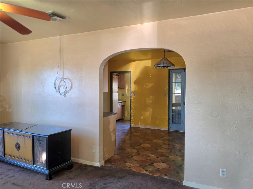 7649 Elm Street Property Photo 7