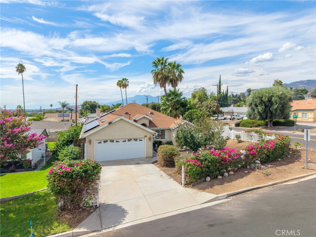 25481 Foothill Drive Property Photo