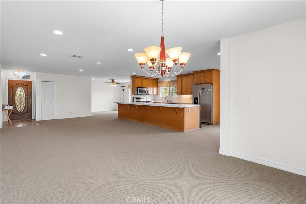 25481 Foothill Drive Property Photo 11