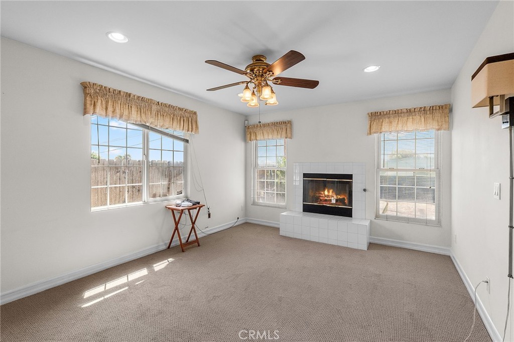 25481 Foothill Drive Property Photo 14