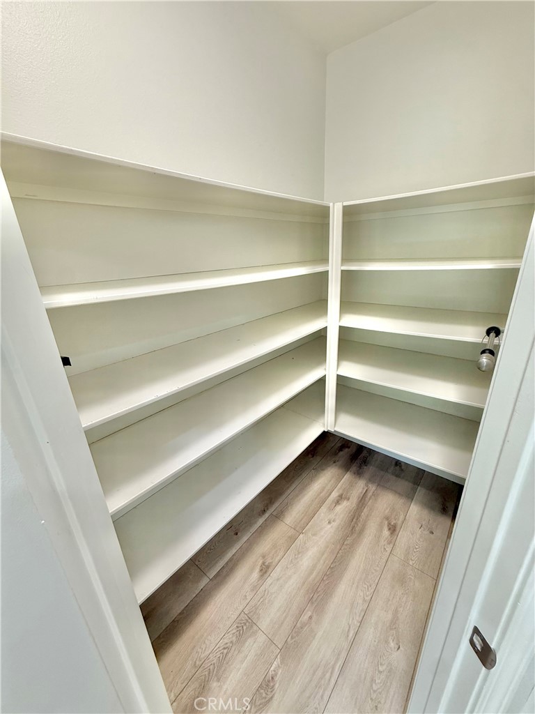 27617 Bottle Brush Property Photo 12