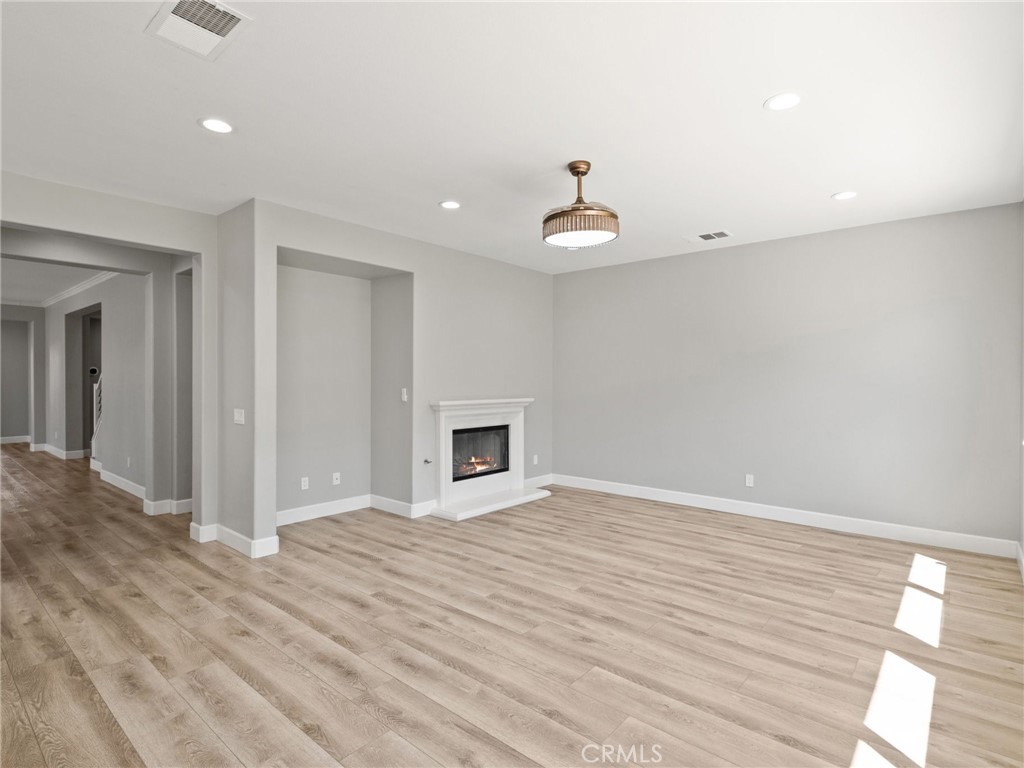 27617 Bottle Brush Property Photo 16