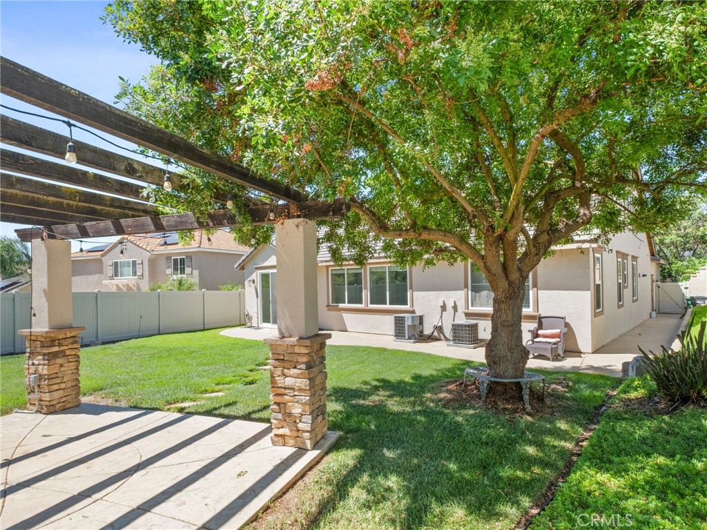 27617 Bottle Brush Property Photo 55