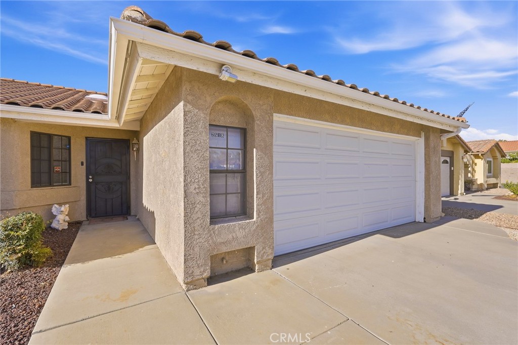 2518 Beech Tree Property Photo 3