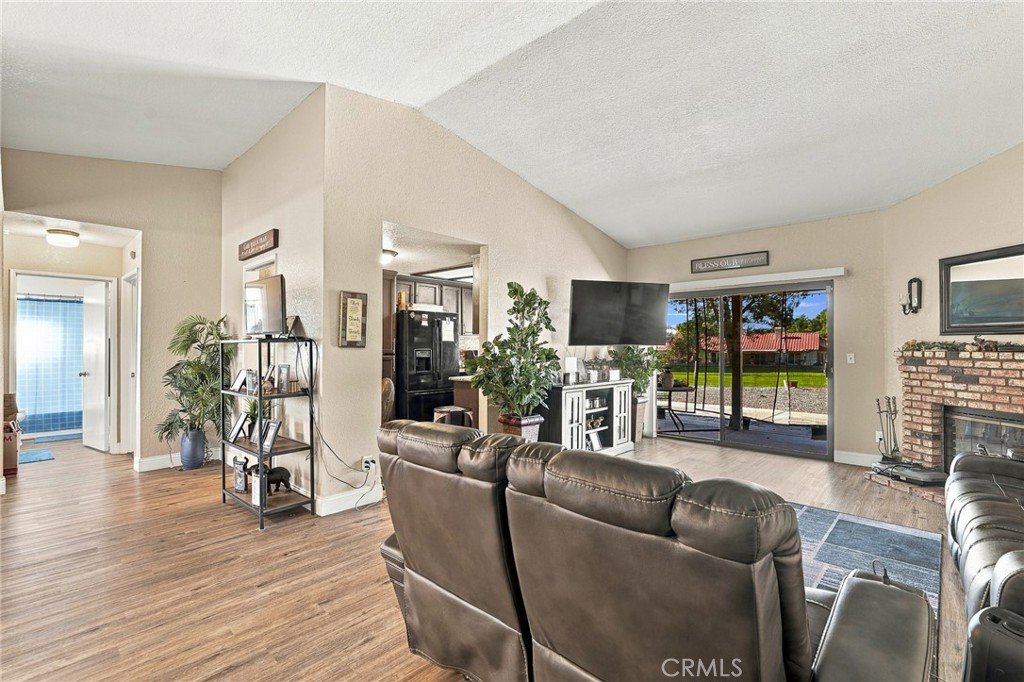 2518 Beech Tree Property Photo 14