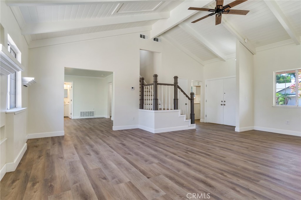 1011 Driftwood Property Photo 5