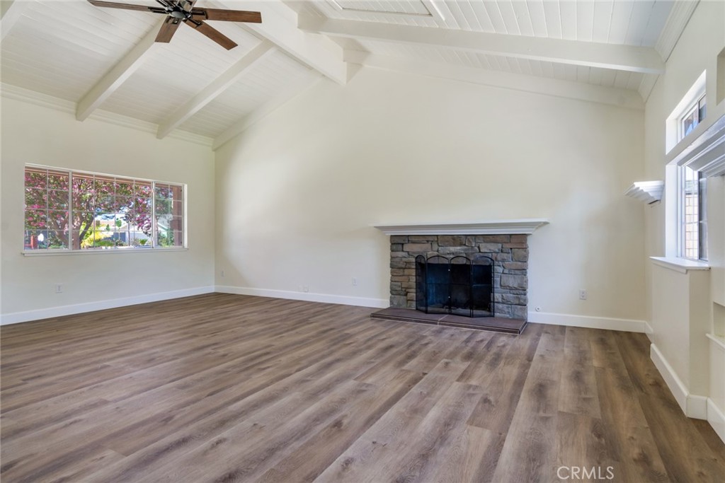 1011 Driftwood Property Photo 8