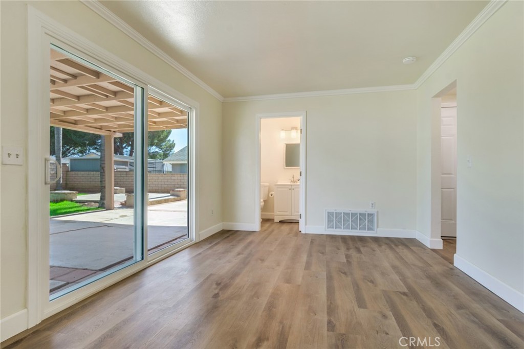 1011 Driftwood Property Photo 11