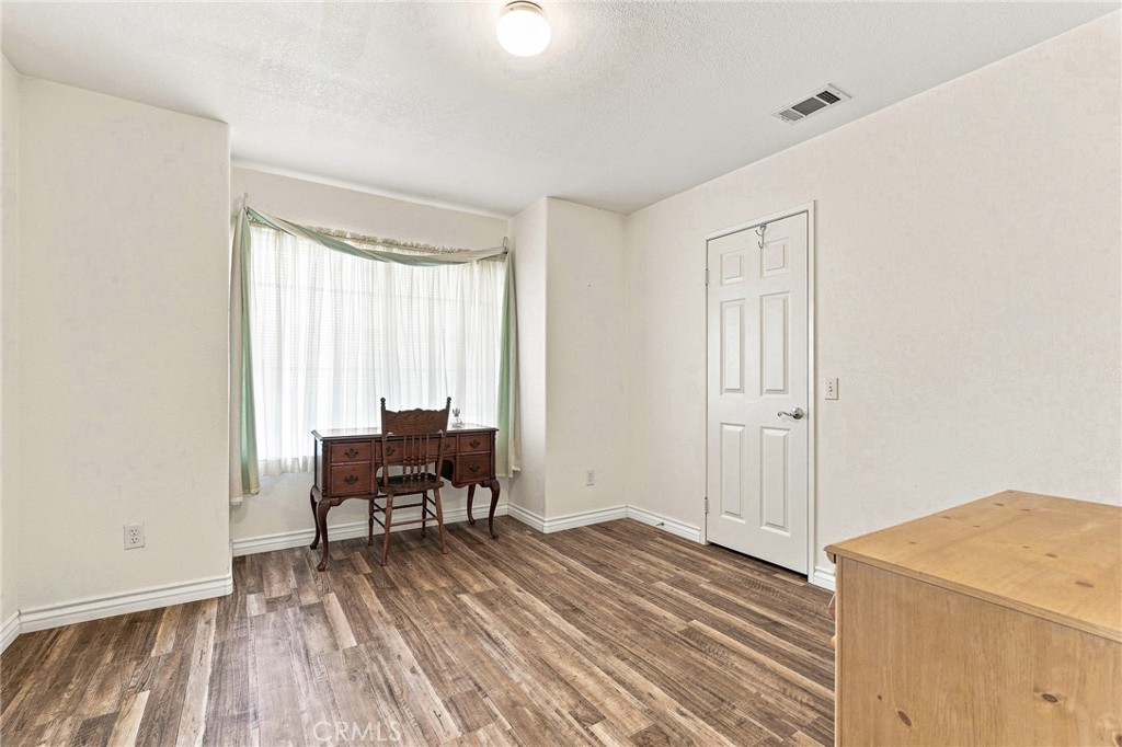 721 N Sandalwood Avenue Property Photo 24