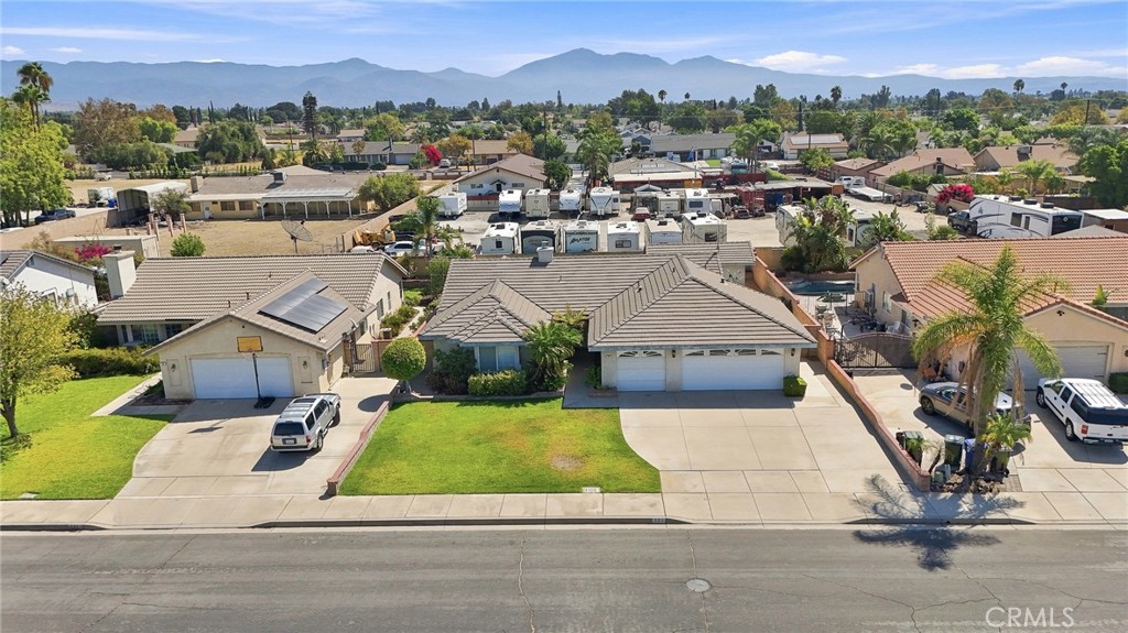 721 N Sandalwood Avenue Property Photo 36