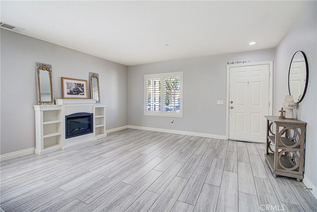6705 Lindbergh Property Photo 4