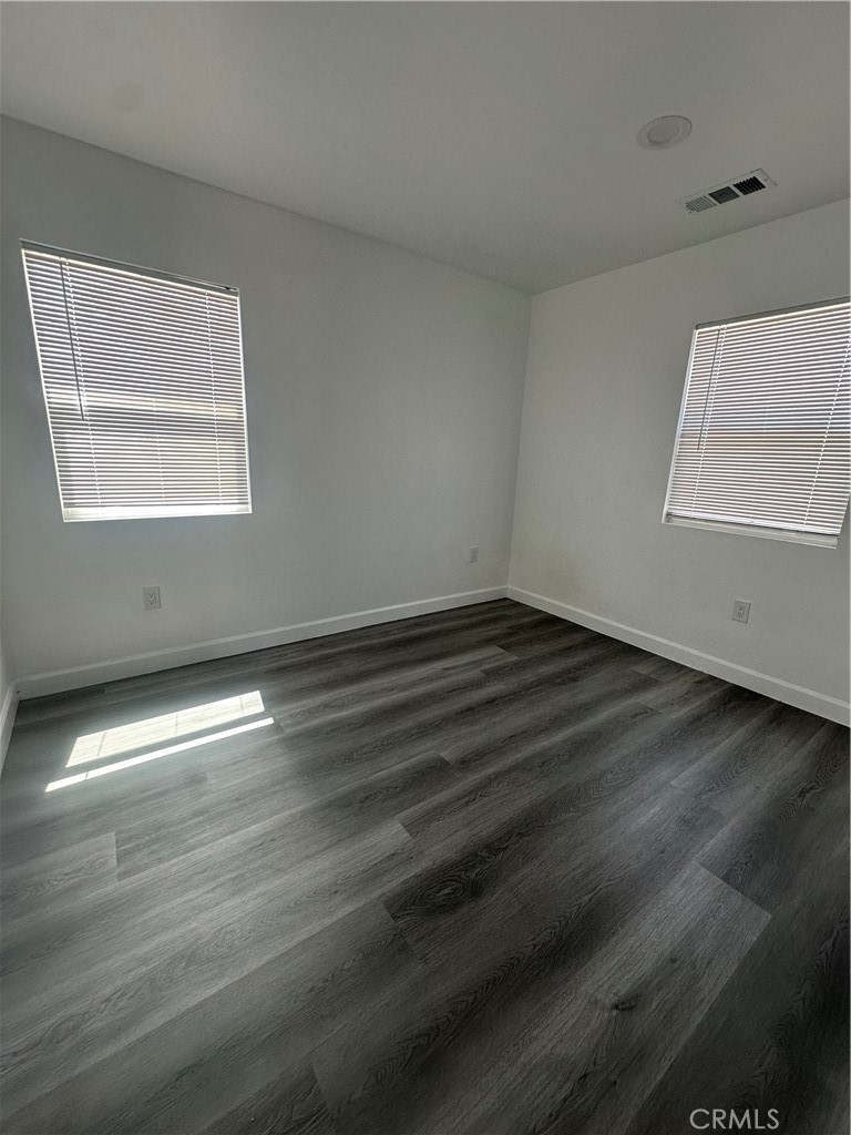 1875 Darby Street Property Photo 7