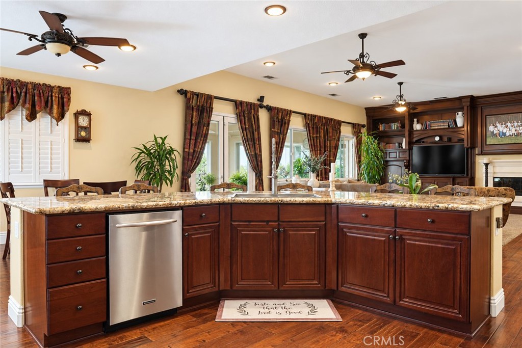 4751 Ridge Point Property Photo 11