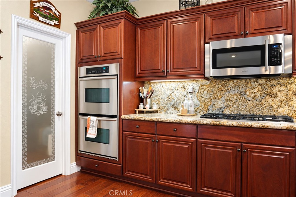 4751 Ridge Point Property Photo 12