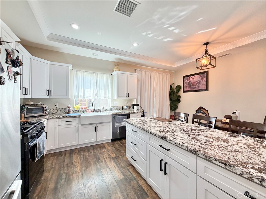 845 S San Jacinto Street Property Photo 11