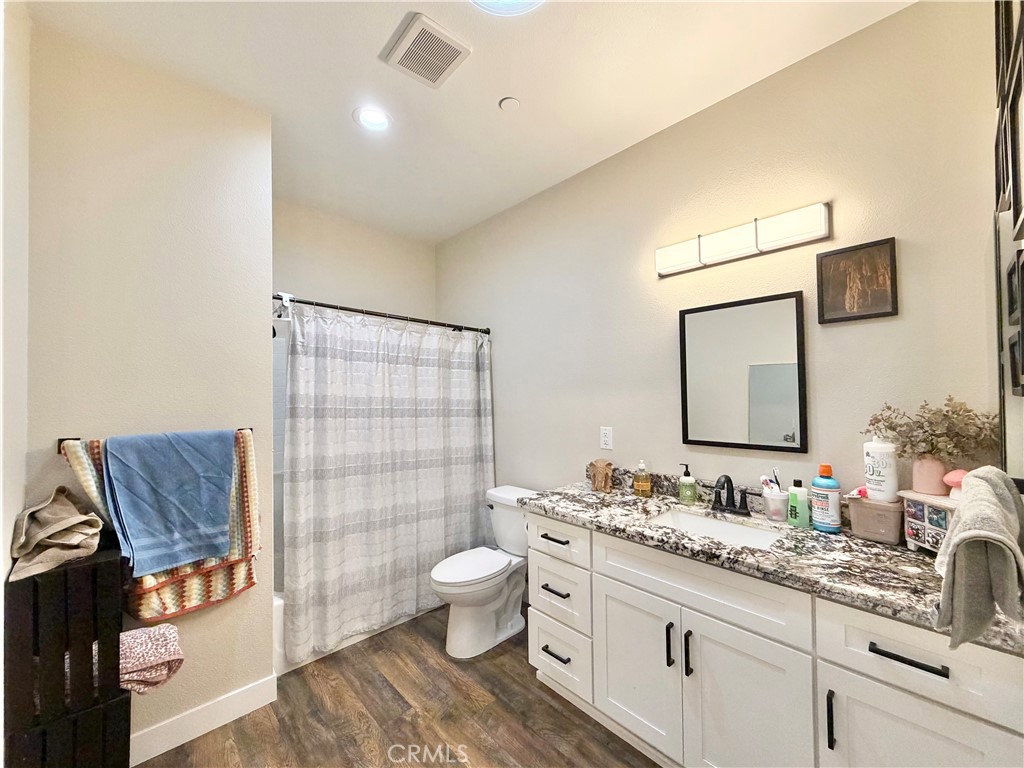 845 S San Jacinto Street Property Photo 13