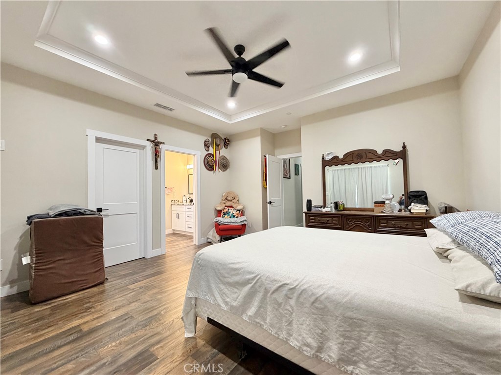 845 S San Jacinto Street Property Photo 16