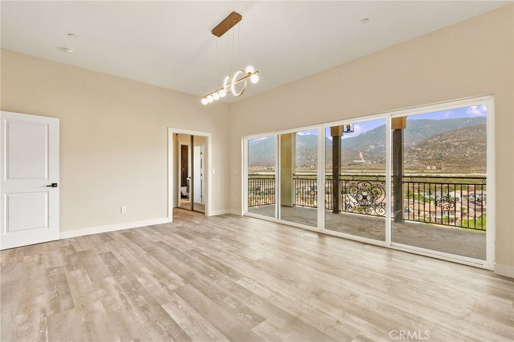 5591 N Pinnacle Lane Property Photo 22
