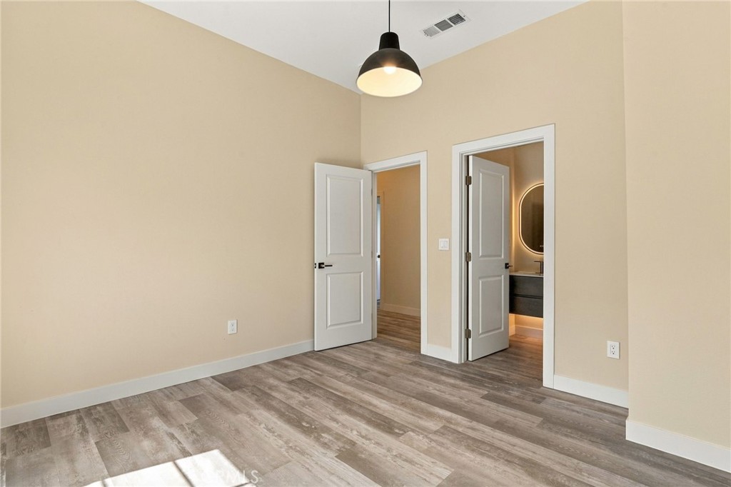 5591 N Pinnacle Lane Property Photo 37