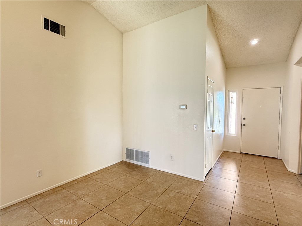 509 Boston Street Property Photo 3