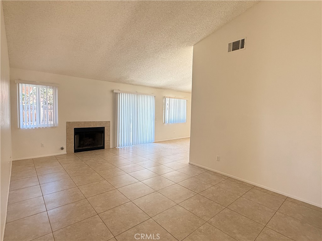 509 Boston Street Property Photo 4
