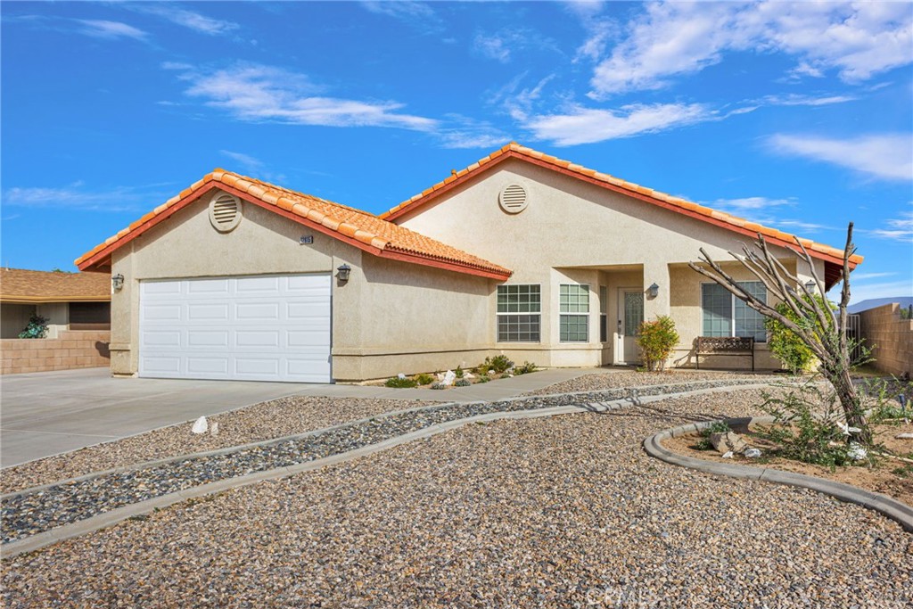 12915 Riverview Property Photo 3