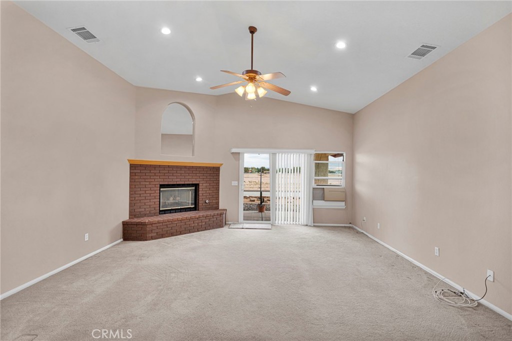 12915 Riverview Property Photo 10