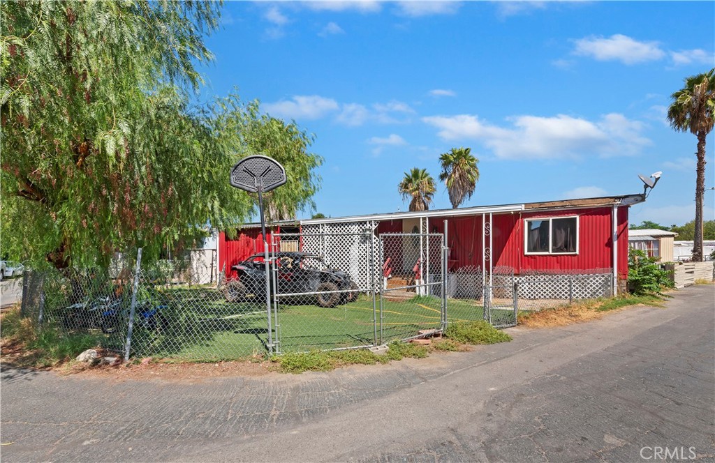 8362 Redwood Ave Spc 38 Property Photo 1