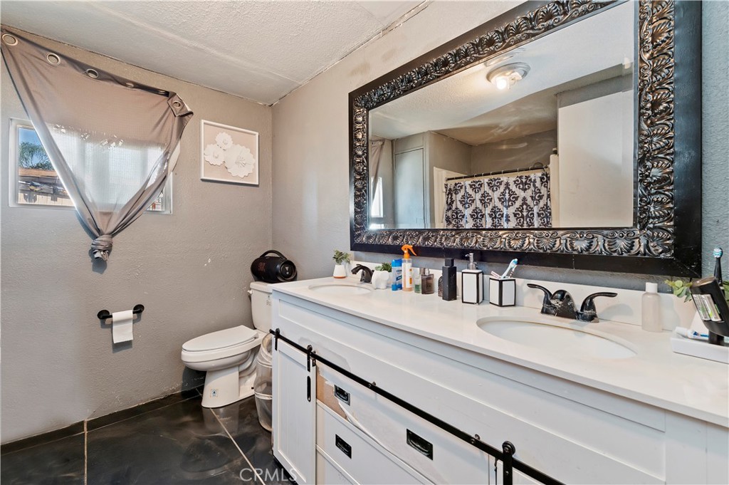 8362 Redwood Ave Spc 38 Property Photo 7