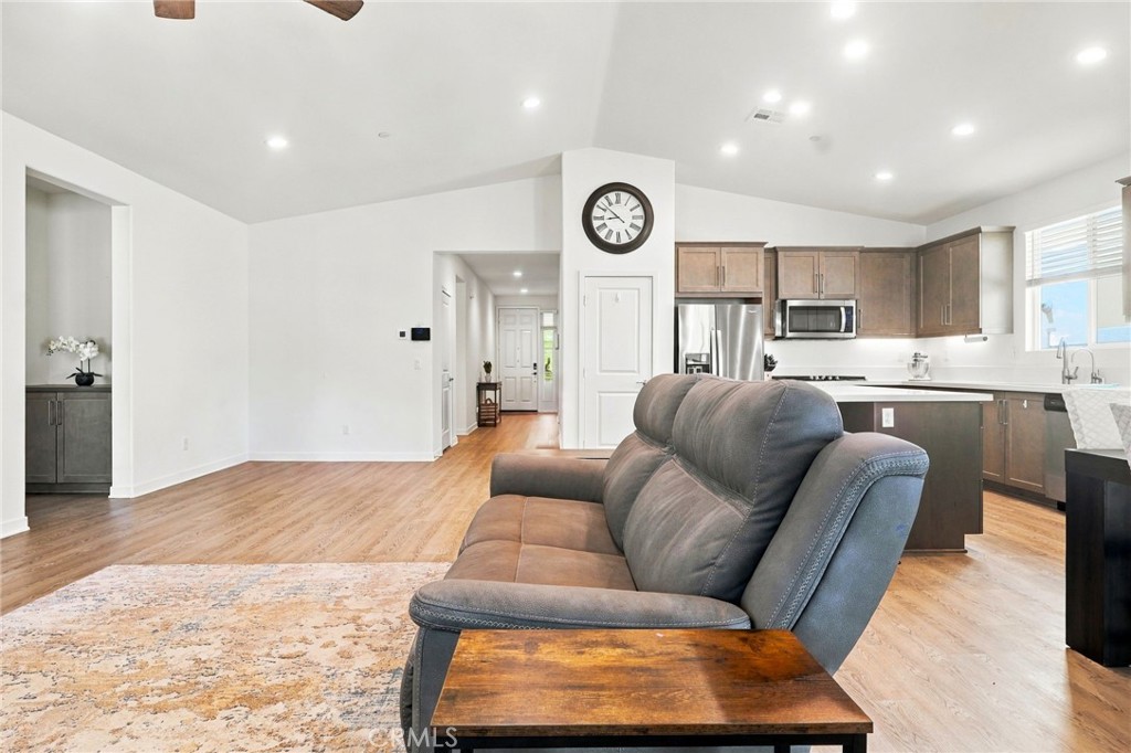 35112 Funk Way Property Photo 7