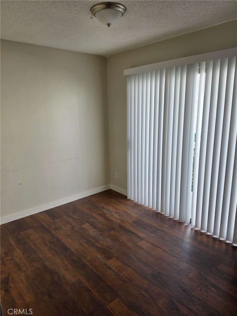 1565 Coulston Street 15 Property Photo 4