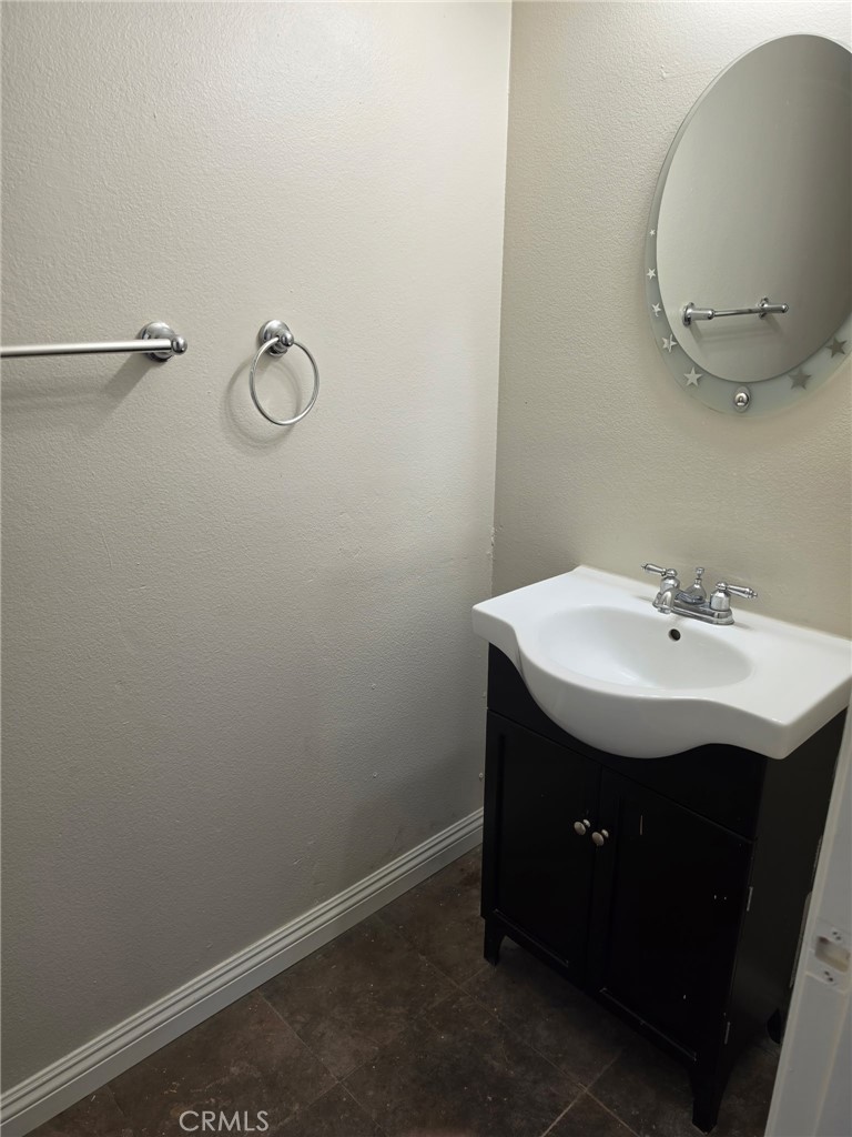 1565 Coulston Street 15 Property Photo 10