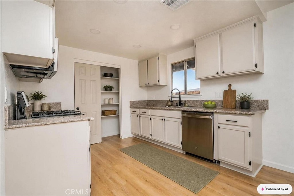 10577 Tecopa Property Photo 5