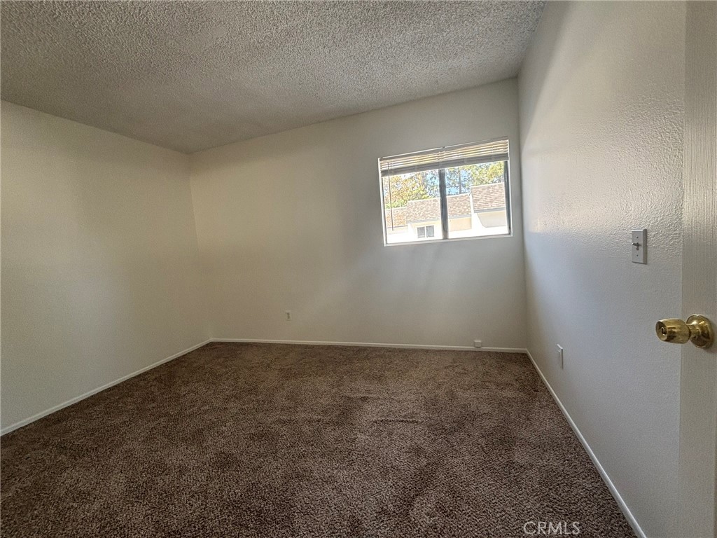 633 Church Pl 3 Property Photo 10