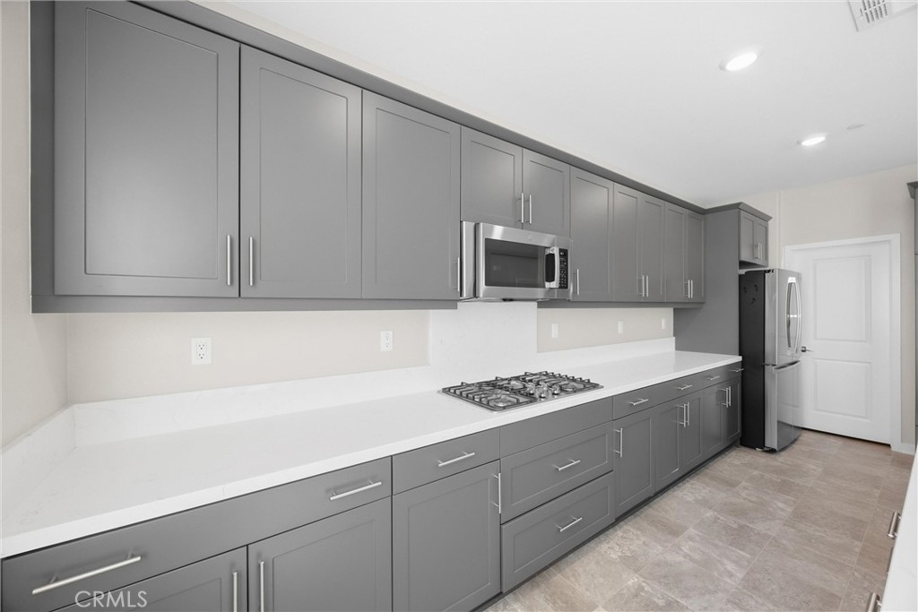 16775 Fern Pine Property Photo 9