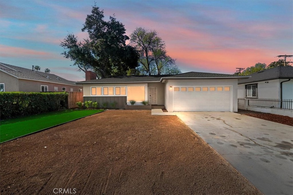 3986 Van Buren Property Photo 1