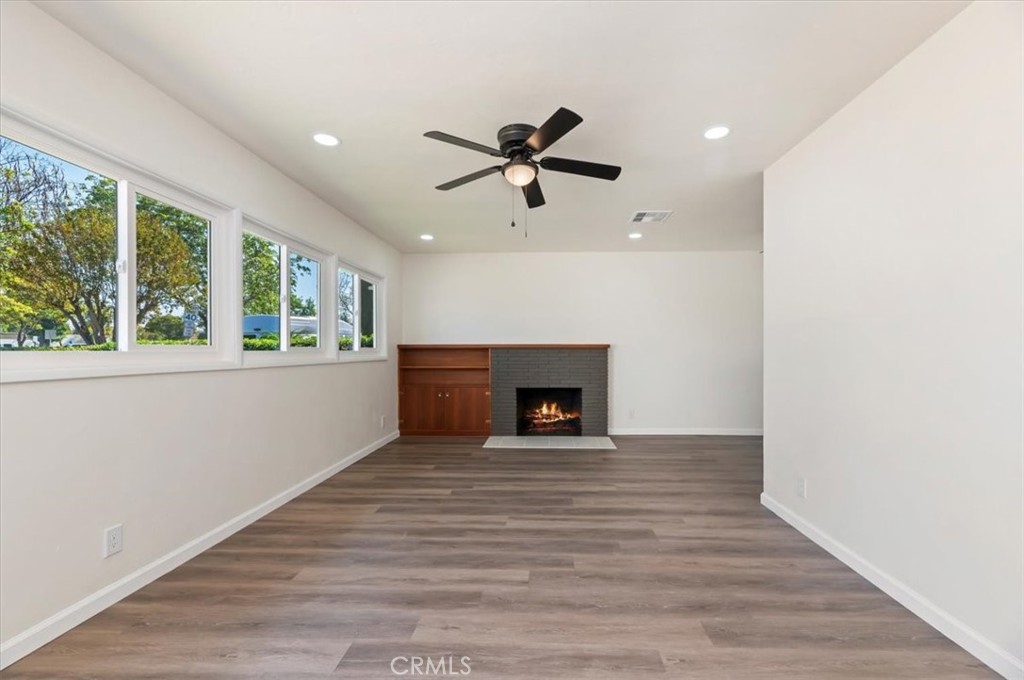 3986 Van Buren Property Photo 5