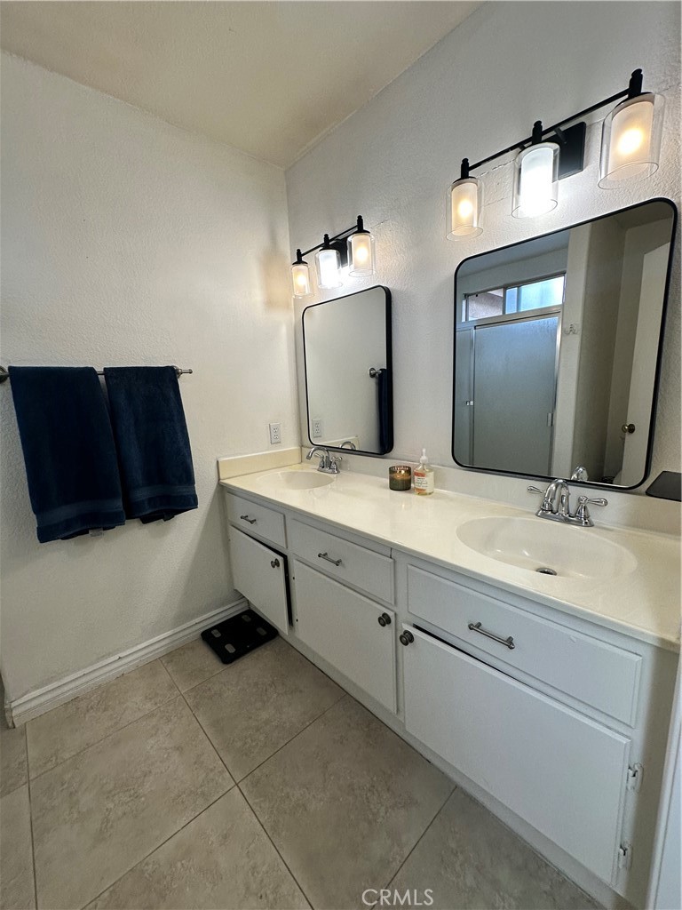 5504 N Mountain Property Photo 18