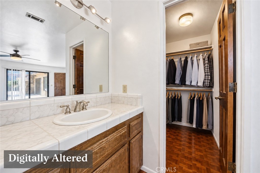 18621 Centennial Street Property Photo 21