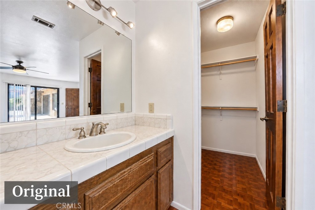18621 Centennial Street Property Photo 22