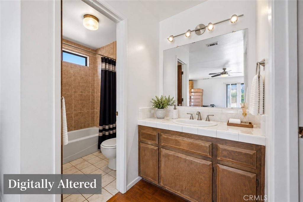 18621 Centennial Street Property Photo 23