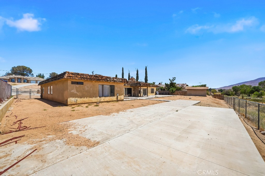 18621 Centennial Street Property Photo 42