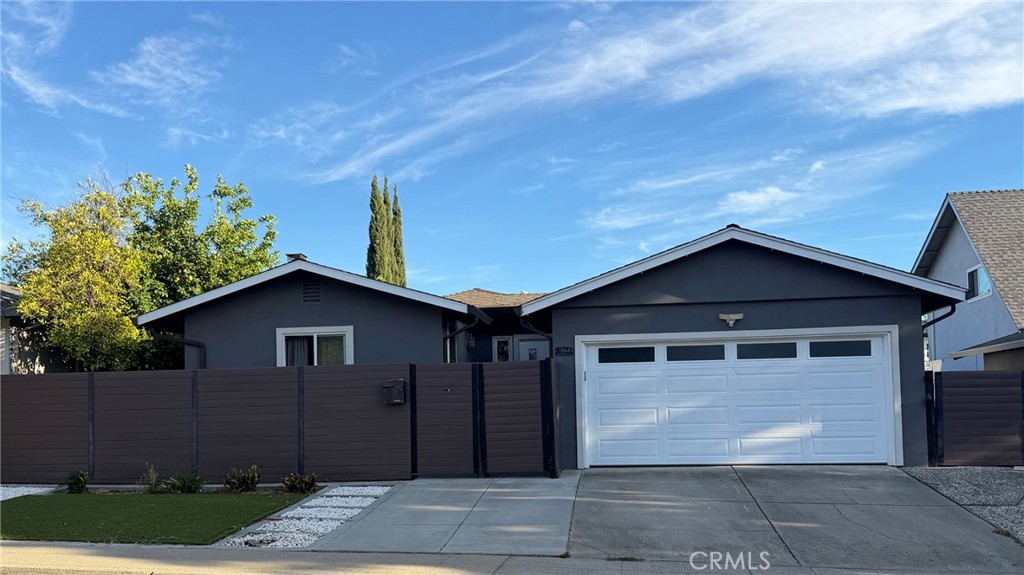 1864 Shenandoah Ave Property Photo 1