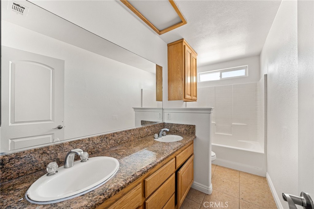 8778 Smoke Tree Property Photo 11